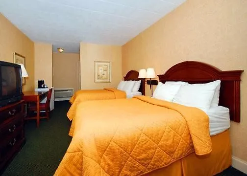 **  Quality Inn Pittsburgh Airport Oakdale United States
