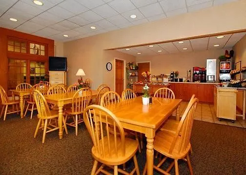 Quality Inn Pittsburgh Airport Oakdale